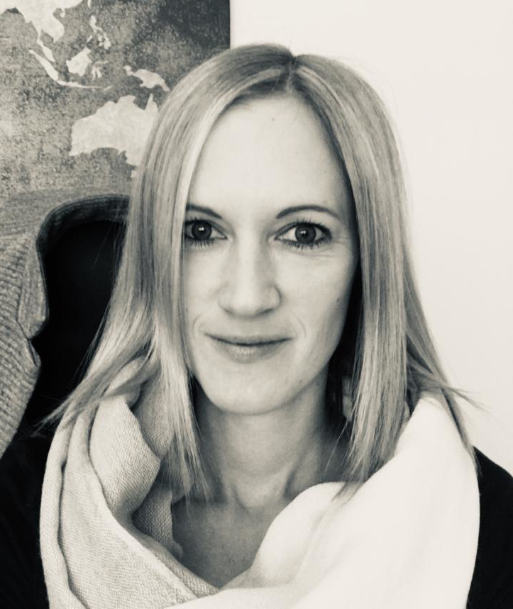 Frau Mag. Nadja Dlopst